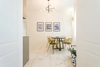 Planimetria di Luxury apartment - KUKI STAY Ponte Vecchio
