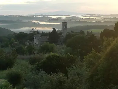 Paesaggio naturale nelle vicinanze of country house