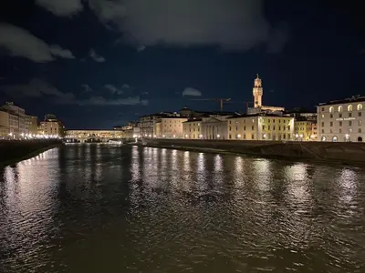 Vista sul fiume nelle vicinanze dell'appartamento