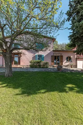 Giardino di La Casa Rosa bnb