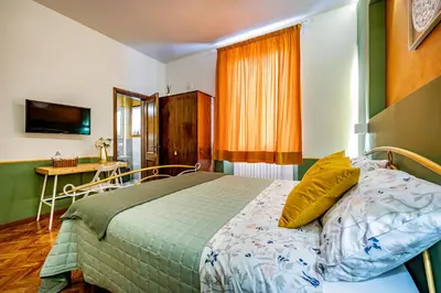 Letto o letti in una camera di Sabry Home Florence Guest House Affittacamere