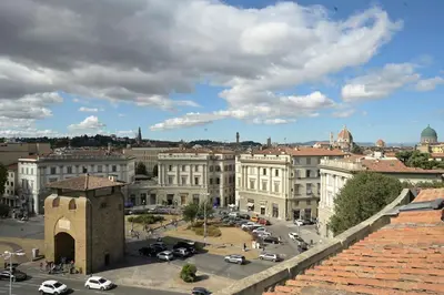 Vista generica su Firenze o vista sulla città dall'interno dell'appartamento