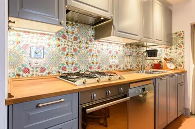 Cucina o angolo cottura di Casa torre via de' Nerì by Mmega