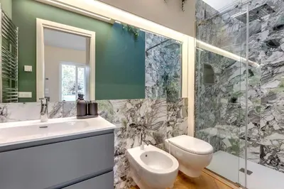 Bagno di Aleardi Roof Apartment by Mamo Florence