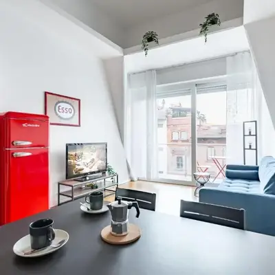 GuestHost - Florence Statuto Bright and Modern Apartment