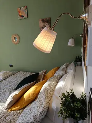 Letto o letti in una camera di Florence castle apartment 2 bedrooms, 2 bathrooms