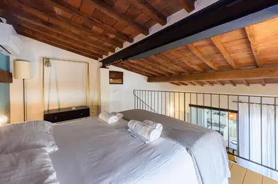 Letto o letti in una camera di Terrace on the roofs by Mmega
