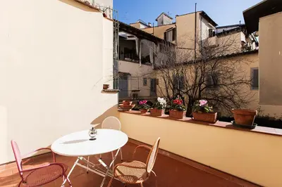 Balcone o terrazza di Incantevole appartamento in Oltrarno
