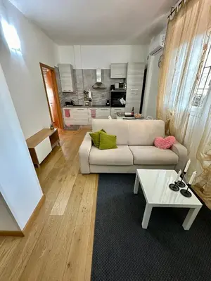 Cucina o angolo cottura di CasaLory Rent Apartment Florence