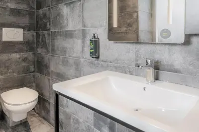 Bagno di B&B HOTEL Prato City Center