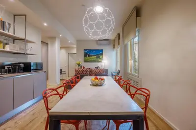 Cucina o angolo cottura di Lucy Florence charming modern apartment near Piazza della Libertà