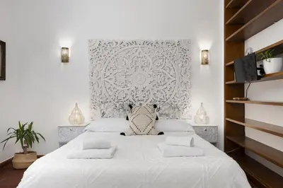 Letto o letti in una camera di Strange Uncle B&B