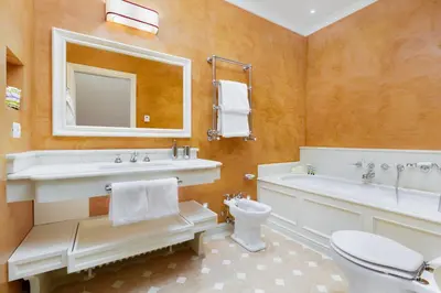 Bagno di Duca Marco-La Dimora degli Affreschi Florence