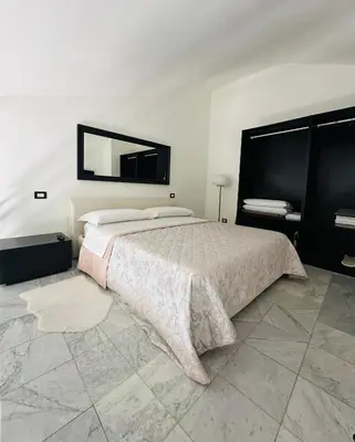 Planimetria di Marble apartment