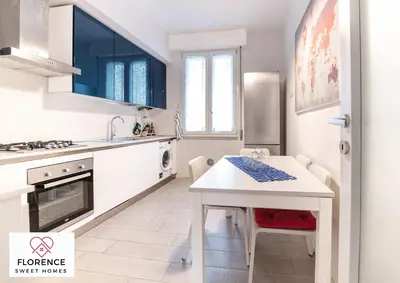 Cucina o angolo cottura di Tommaso Apartment with free parking by Florence Sweet Homes