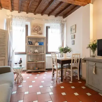 Gina Guest House