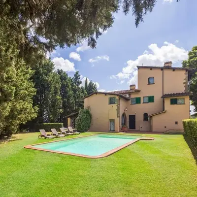 Villa la Selva by VacaVilla