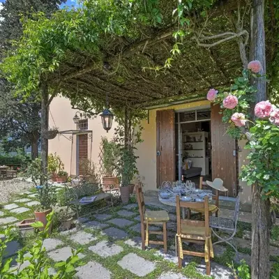Tuscan Home Rignano Private Garden - Happy Rentals