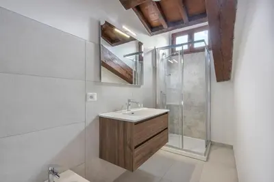 Bagno di Palazzo Borghese Apartment with Panoramic Terrace