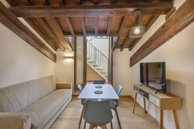 Area soggiorno di Palazzo Borghese Apartment with Panoramic Terrace
