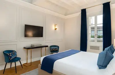 Letto o letti in una camera di Bargello Penthouse Luxury Apartment In Florence By Palazzo Pazz Vitali