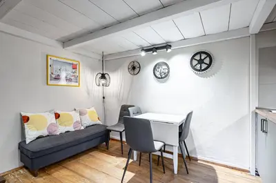 Area soggiorno di GuestHost - Il Covo di Camillo - Central and Charming Apartment