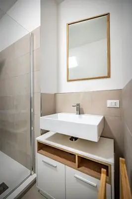 Bagno di YID Maroncelli apartment