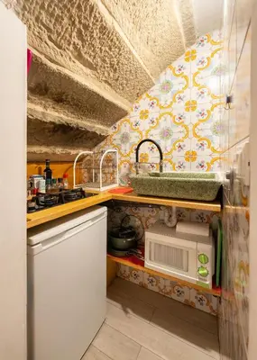 Cucina o angolo cottura di Keys of Italy - Laura 34 - Monolocale soppalcato centrale e silenzioso