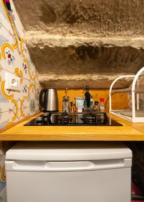 Cucina o angolo cottura di Keys of Italy - Laura 34 - Monolocale soppalcato centrale e silenzioso