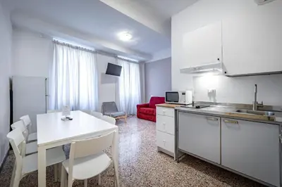 Cucina o angolo cottura di YID Agnolo three bedroom apartment in Florence