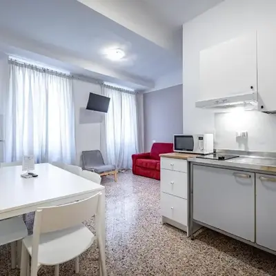 YID Agnolo three bedroom apartment in Florence
