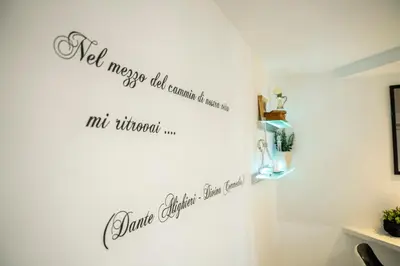 Certificato, attestato, insegna o altro documento esposto da Tintori art loft