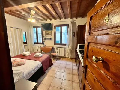 Letto o letti in una camera di Mini Studio very Central close to the Train Station