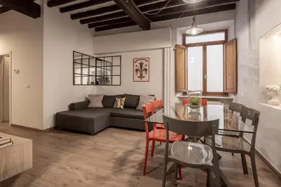 Area soggiorno di Laurel Apartment by Mmega