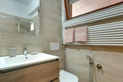 Bagno di Residenza Savoia
