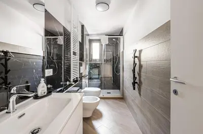 Bagno di GuestHost - Charming Hideaway in Florence - Apt x4