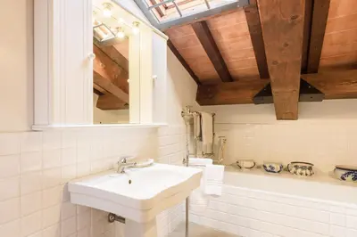 Bagno di Villa Fortini by Mmega