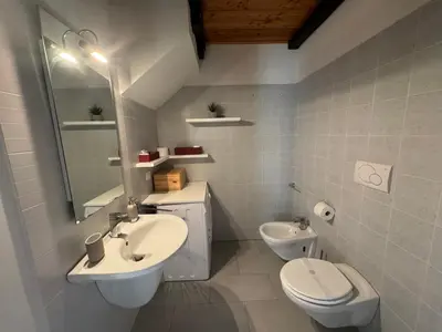 Bagno di Romantic Apartment in Florence
