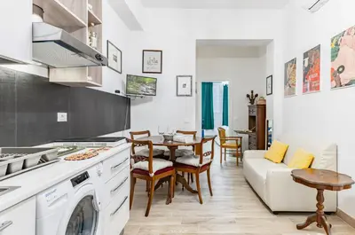 Cucina o angolo cottura di GuestHost - La Dimora del Greco - Florence Lovely Apartment