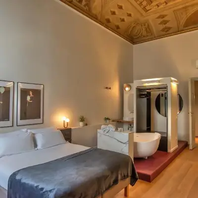 MDR Crystal apartment