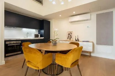Cucina o angolo cottura di Apartments Florence - Grant Palagio 1 bedroom in Duomo
