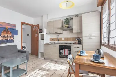 Cucina o angolo cottura di GuestHost - La Nicchia dei Papi - Visarno Arena Lovely Apt