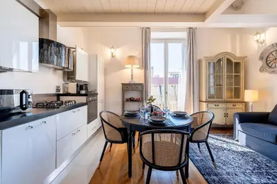 Cucina o angolo cottura di Genteel Home Scarlatti