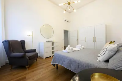 Area soggiorno di Hidden Gem with Private Garden