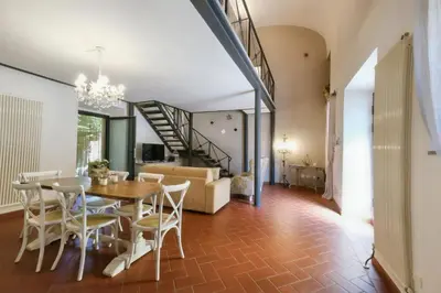 Area soggiorno di Castellare Loft appartamento in collina a Firenze