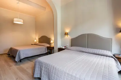 Letto o letti in una camera di Apartments Florence - Ariento Giuditta 2 bdr