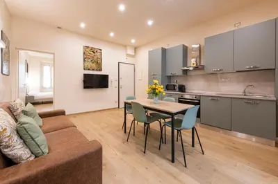 Cucina o angolo cottura di Mercato Contemporary Apartment by Mmega