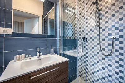 Bagno di YiD business and turistic studio