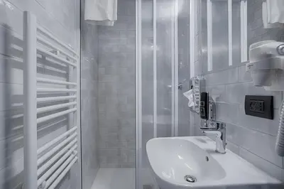 Bagno di a&o Hostel Firenze Campo di Marte