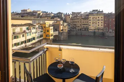 Vista sul fiume nelle vicinanze dell'appartamento
